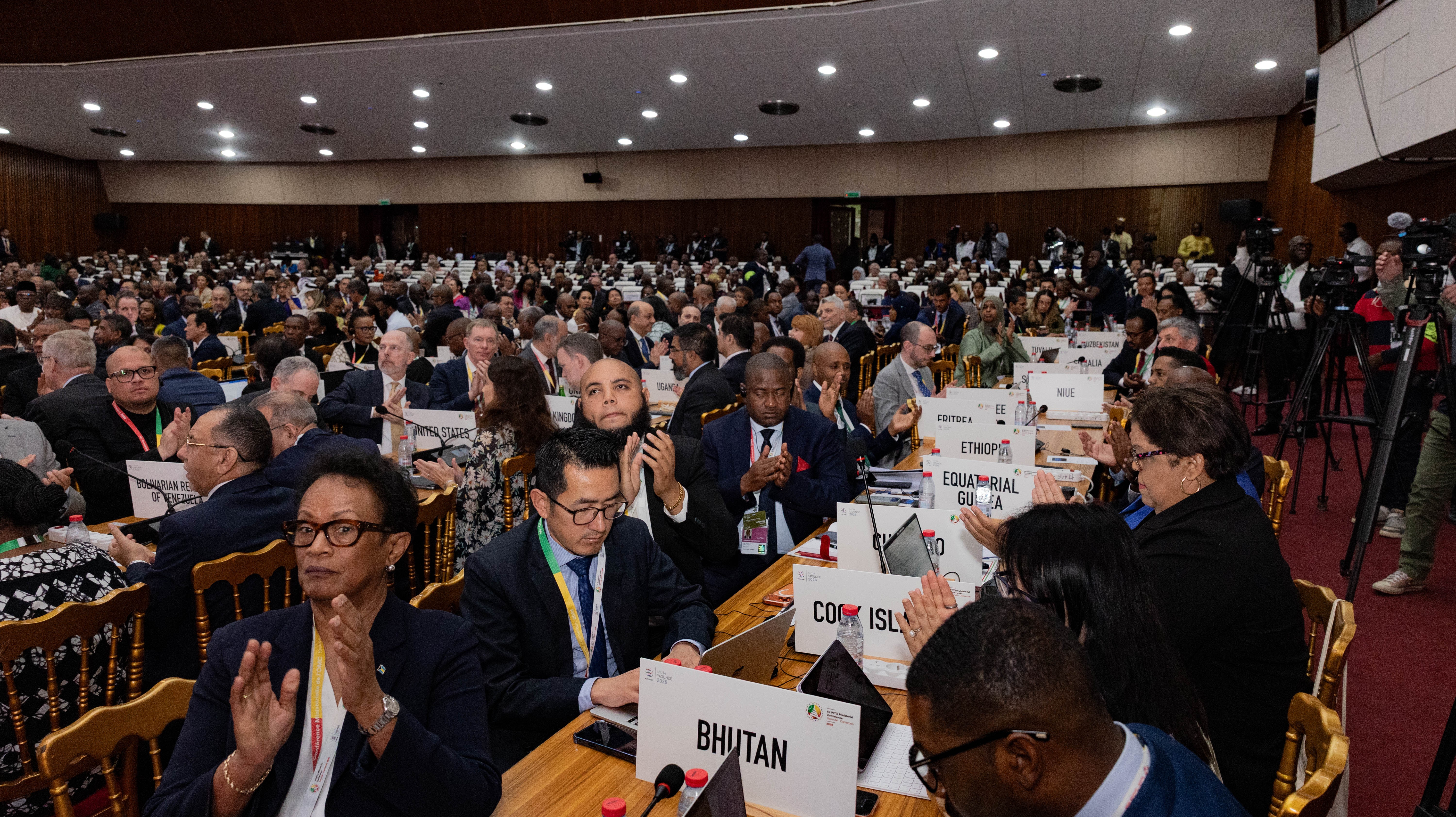 Comércio internacional corre risco de regredir à ‘lei da selva’, diz embaixadora da China na OMC