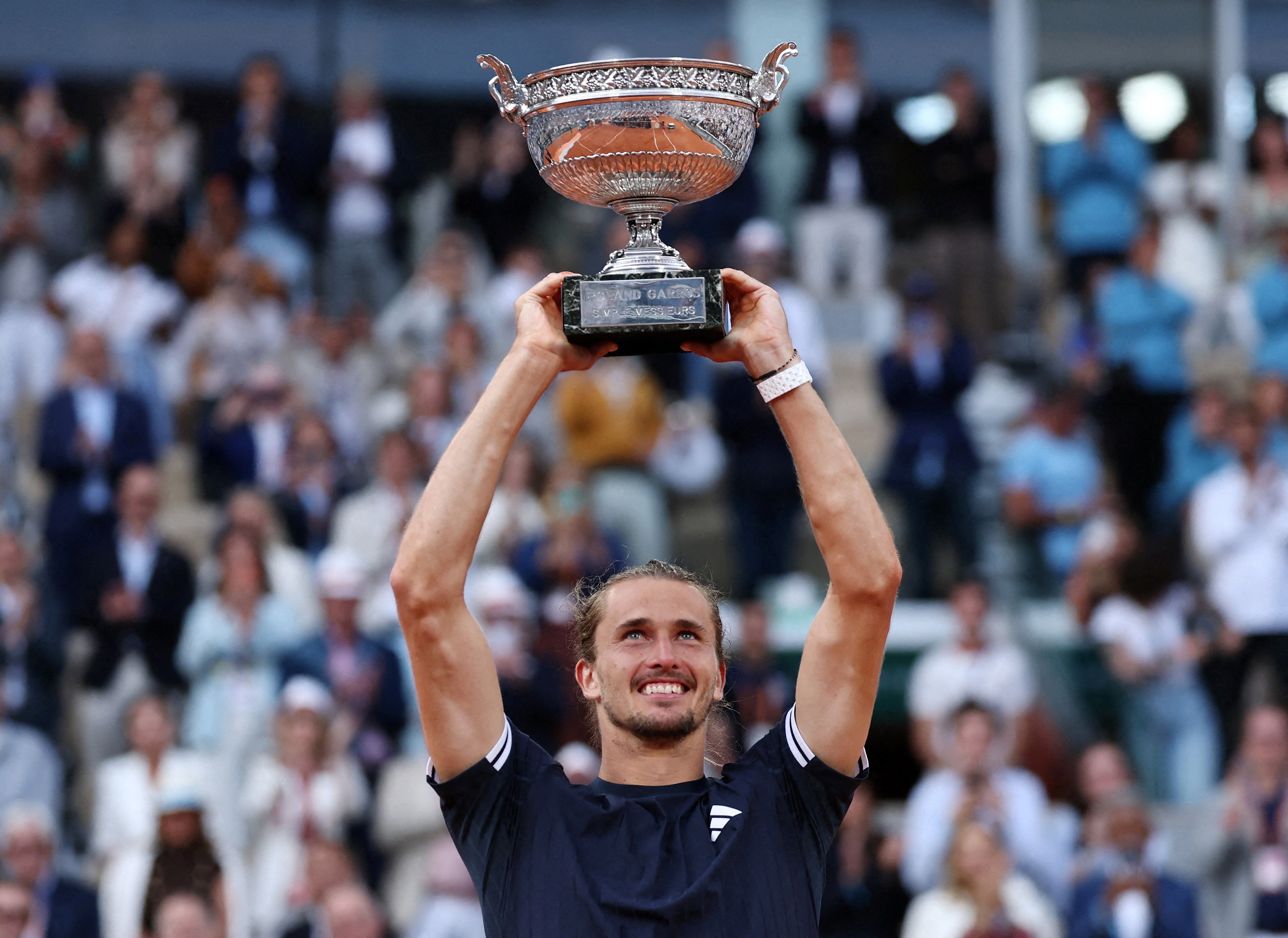 Zverev bate Flávio Cobolli na final de Roland Garro e conqui