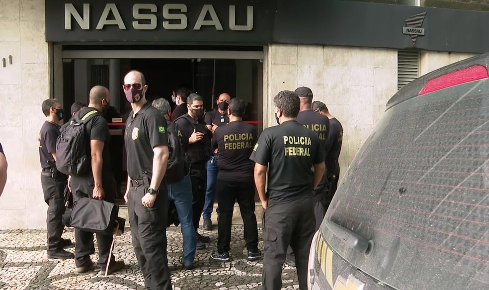 PF cumpre mandados de busca e apreensão na sede da Cimento Nassau — Foto: Reprodução/TV Globo
