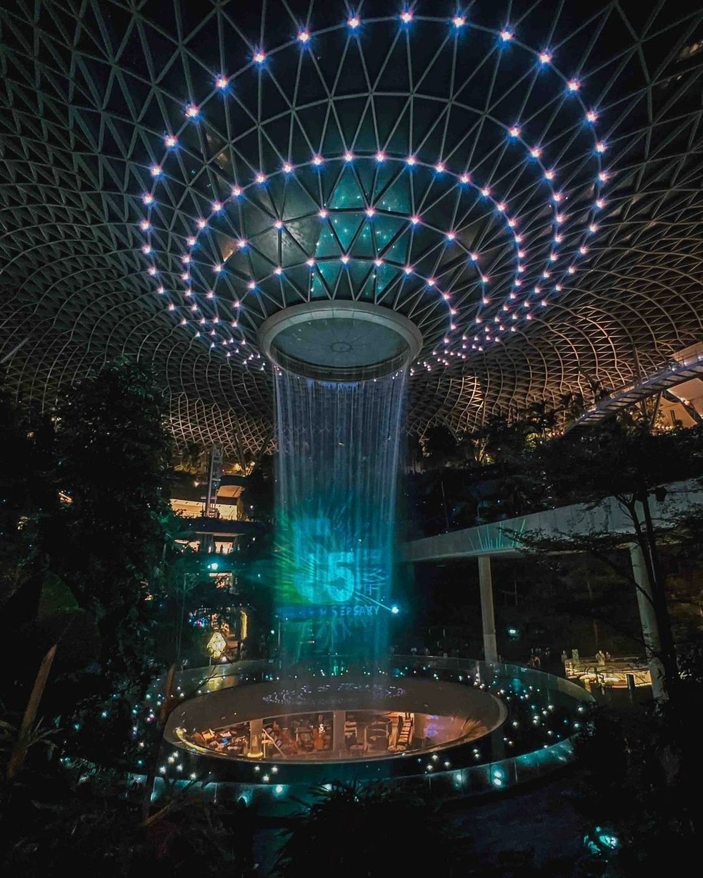 Aeroporto de Changi em Singapura — Foto: ReproduçãoInstagram