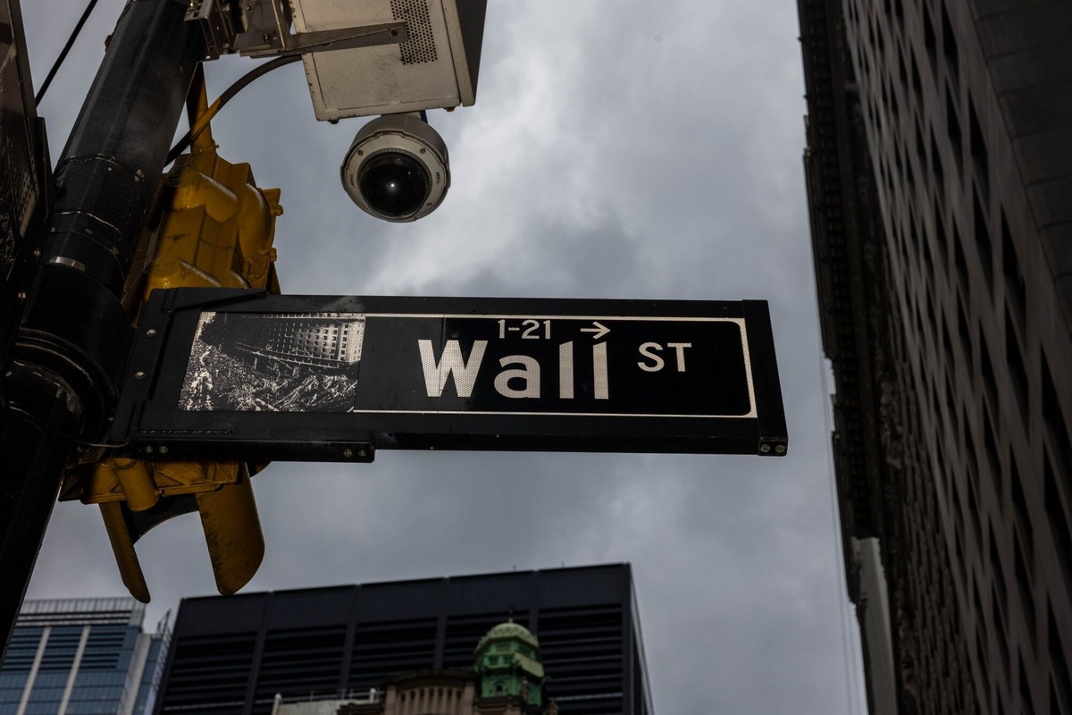 Bolsas de NY disparam com expectativas pelo fim da guerra no Irã