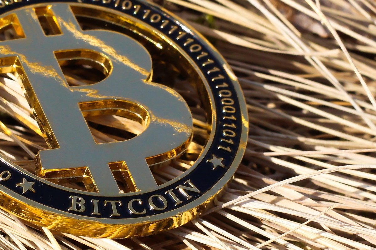 Bitcoin cai 11,7% no 1º trimestre e analistas esperam mudança no cenário macro para haver recuperação