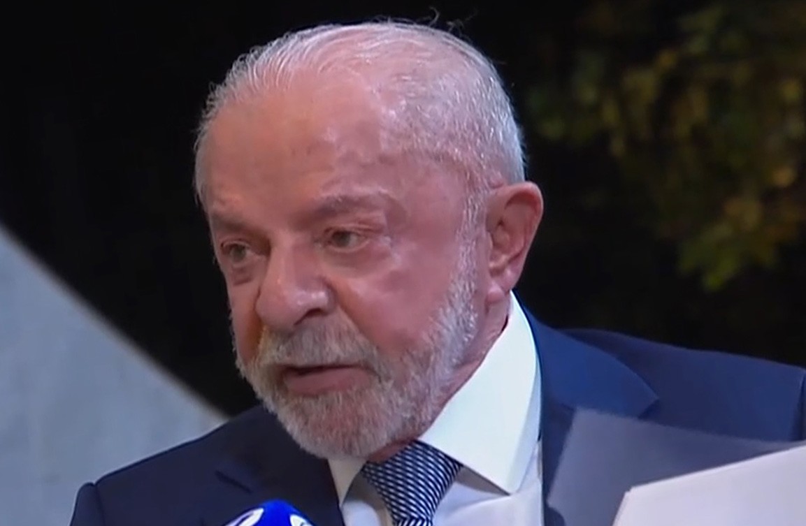 'Não sou movido a pesquisa, sou movido por trabalho', diz Lula - Foto