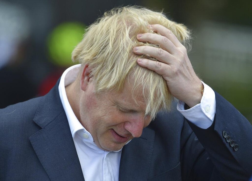 Johnson minimiza expectativa de acordo comercial com UE nos próximos