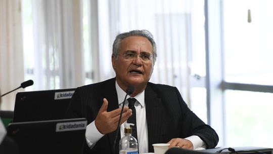 Lira tem impedido que governo construa maioria na Câmara, diz Renan Calheiros
