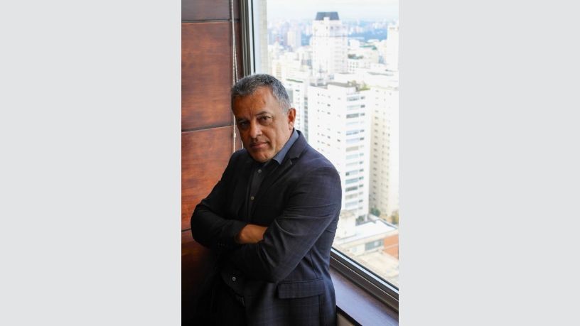 Quem é Jonatas Lucena Pereira? Conheça a trajetória do advogado e empresário ligado ao Direito Digital, reputação online e gestão de crise