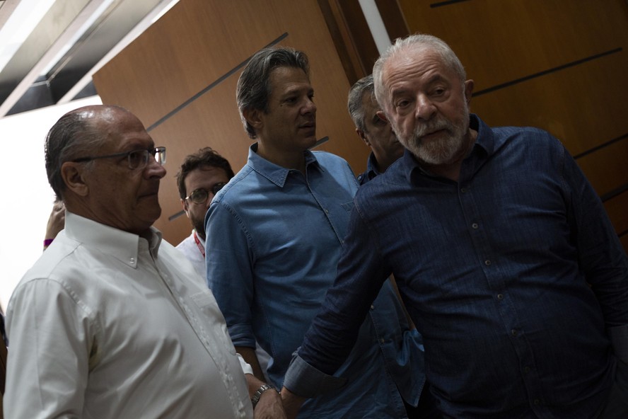 Alckmin e Lula durante ato de campanha em Campinas
