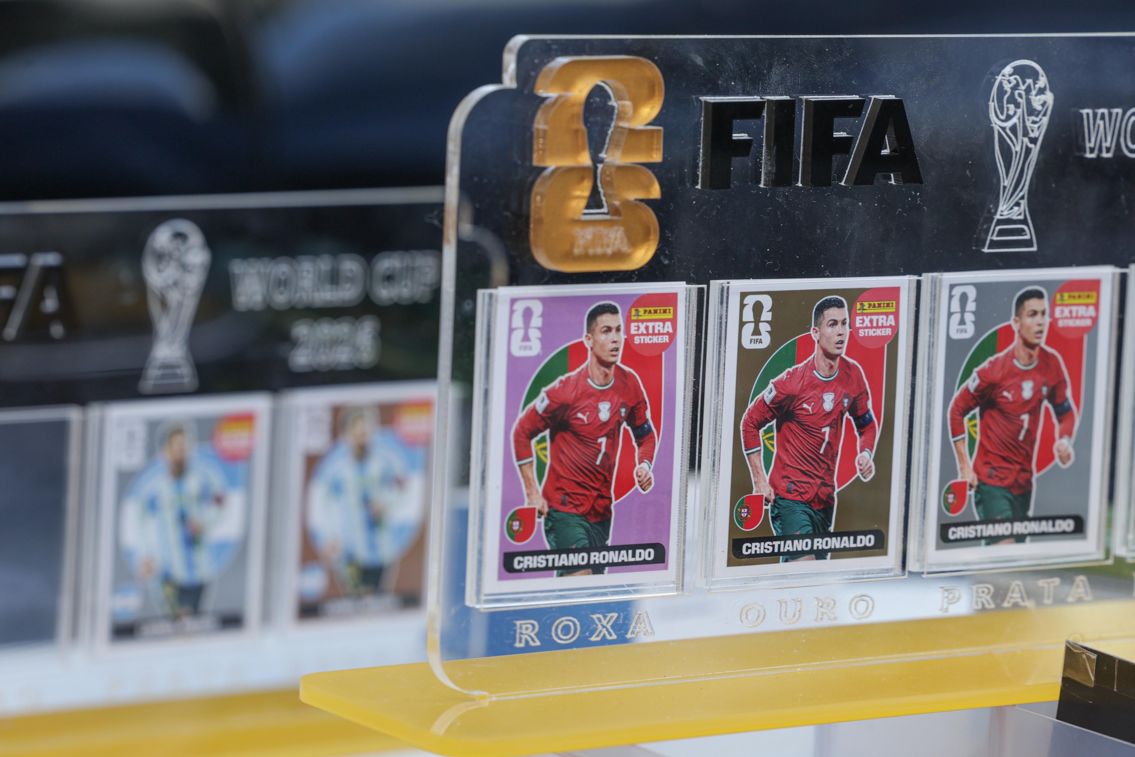 Figurinhas de craques da Copa custam mais de R$ 1.000 na venda avulsa