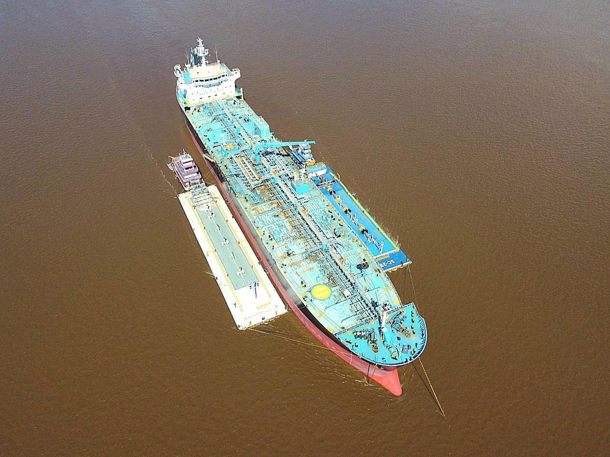 Transpetro assina contrato com Estaleiro Rio Grande para construção de quatro navios de transporte de petróleo | Empresas
