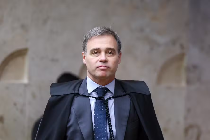 André Mendonça ministro STF segurança reforçada Banco Master ameaças Vorcaro