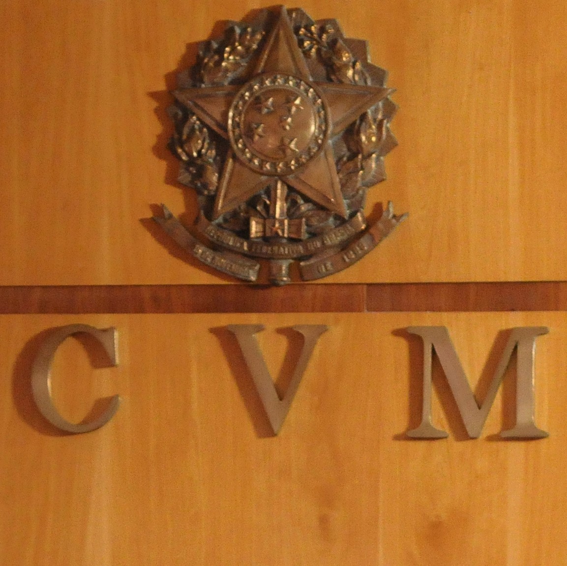 Governo prepara proposta para tentar mudar rumo de julgamento sobre taxas da CVM