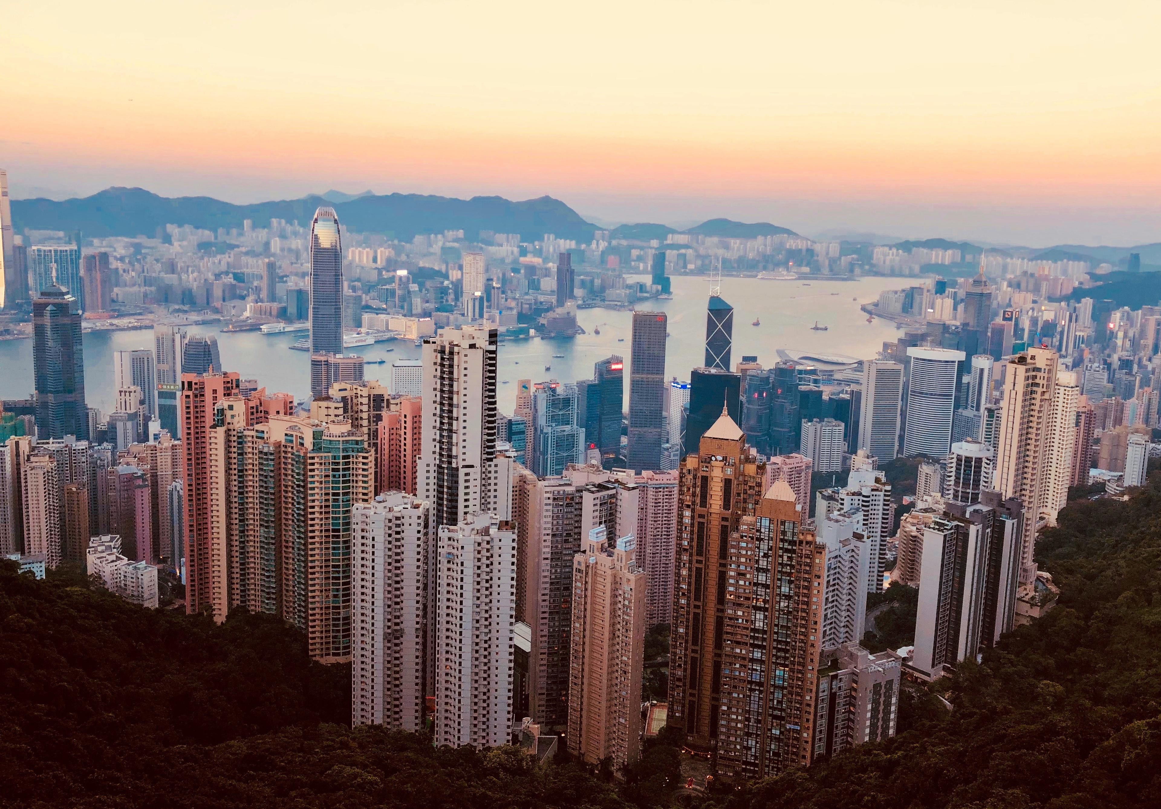 Repressão de Pequim a investimentos offshore ameaça setor financeiro em Hong Kong