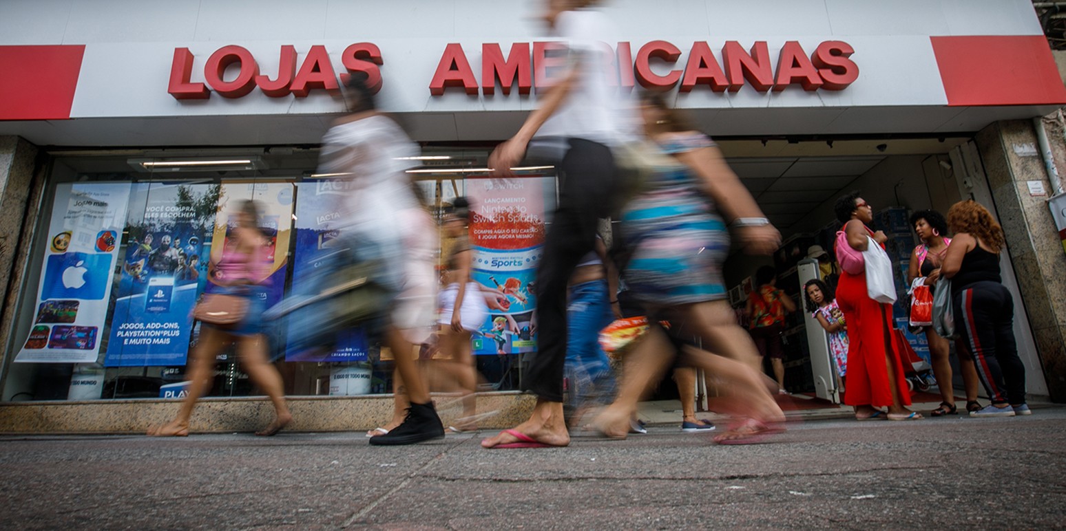 Ações da Americanas sobem 2,28% após troca no comando