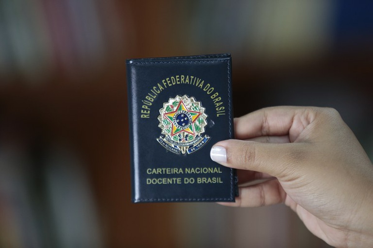 Não consigo solicitar a Carteira Nacional Docente do Brasil. E agora ...