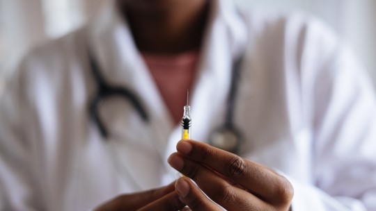 Governo de SP lança campanha contra vacinação atrasada de crianças e adolescentes