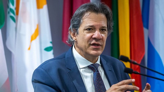 Melhora da trajetória da dívida deve favorecer notas de crédito do Brasil, diz Haddad