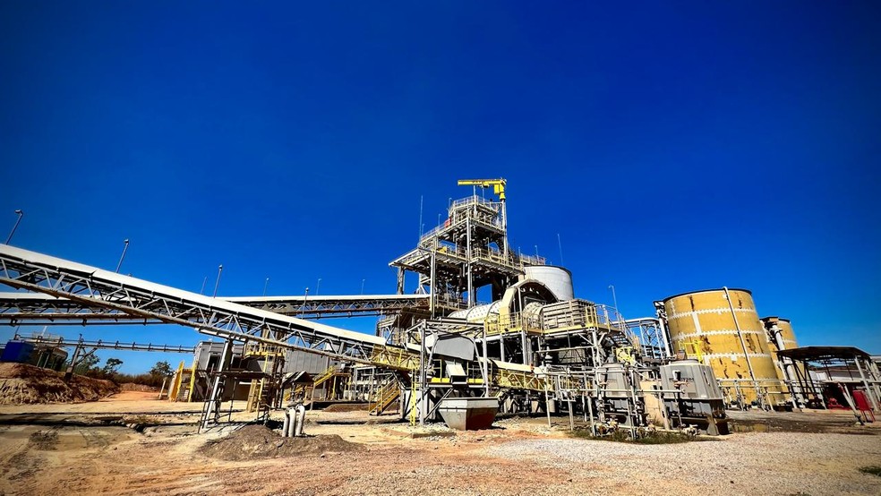 Para 2025, a Aura Minerals estima que a sua produção deve ficar entre 266 mil e 300 mil onças de ouro equivalentes — Foto: Aura Minerals/Divulgação