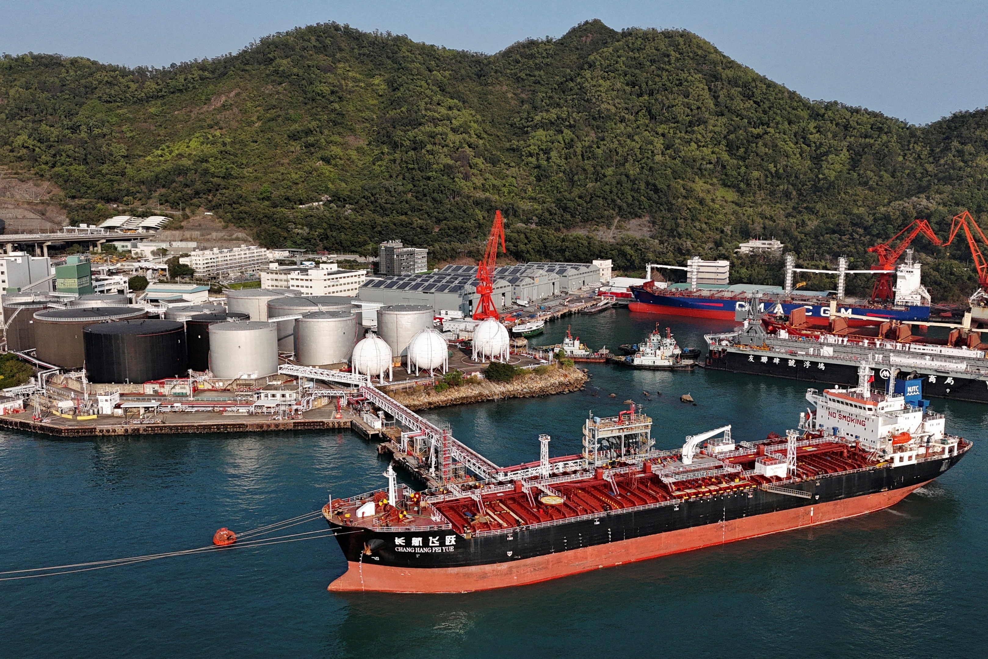 Queda das importações de petróleo da China ajuda a