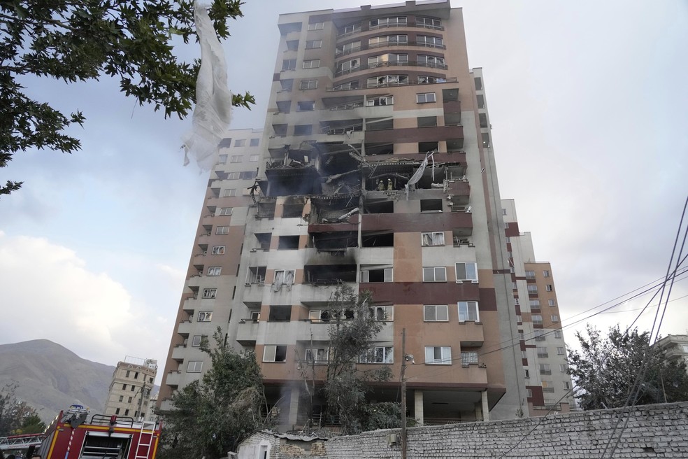 ataque de Israel ao Irã — Foto: Vahid Salemi/AP