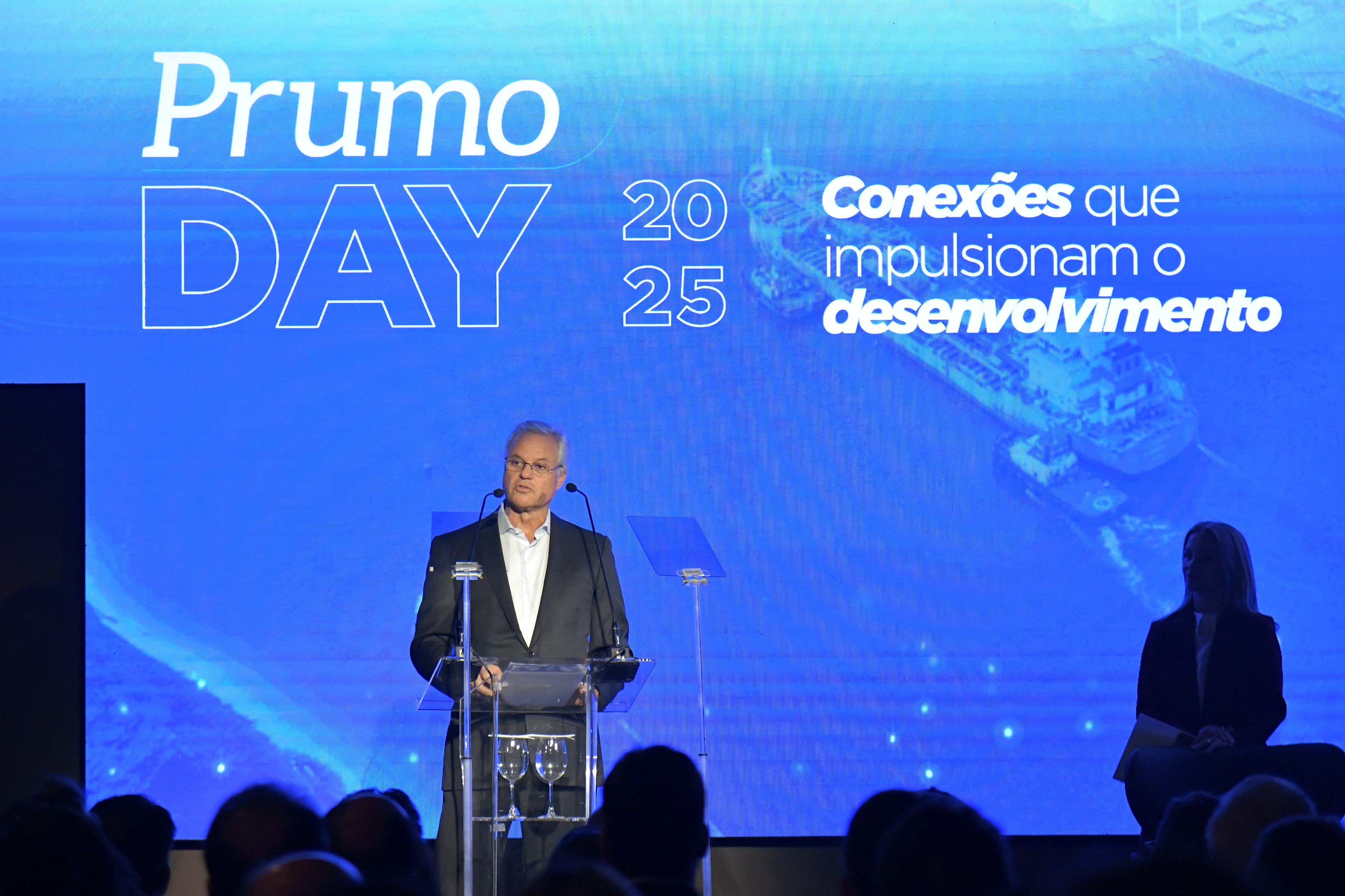 Prumo Day 2025 detalha impactos da tecnologia à infraestrutura