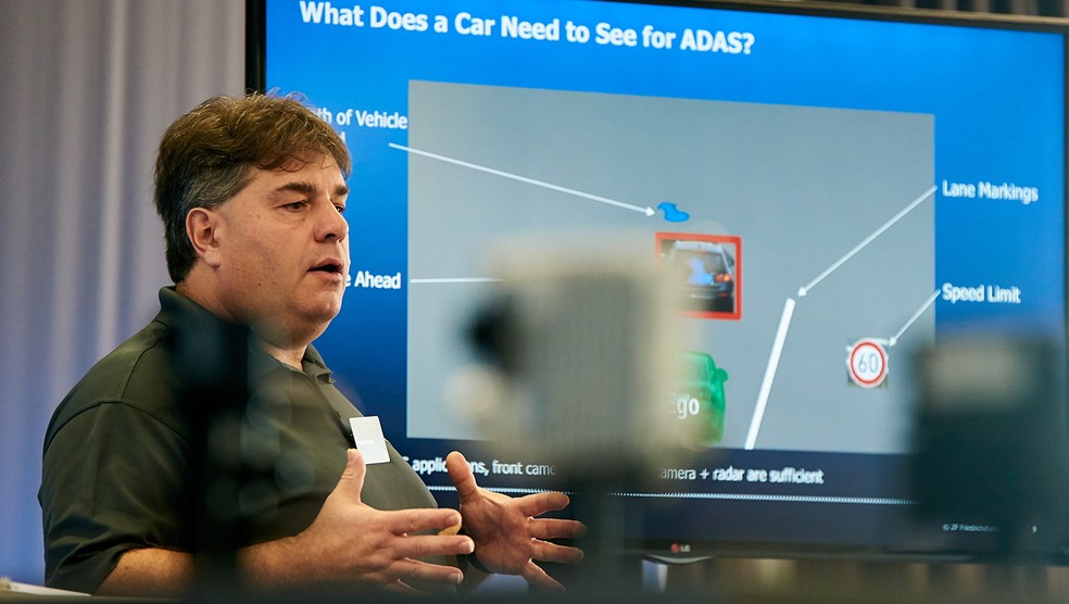 Andrew Whydell, vice-presidente global de planejamento da ZF: Carro que ‘faz tudo sozinho’ vai demorar — Foto: Divulgação