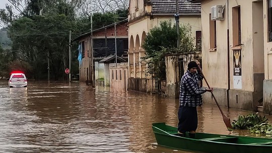 INSS antecipa R$ 1,2 bi em benefícios para moradores de cidades do RS atingidas pelas chuvas