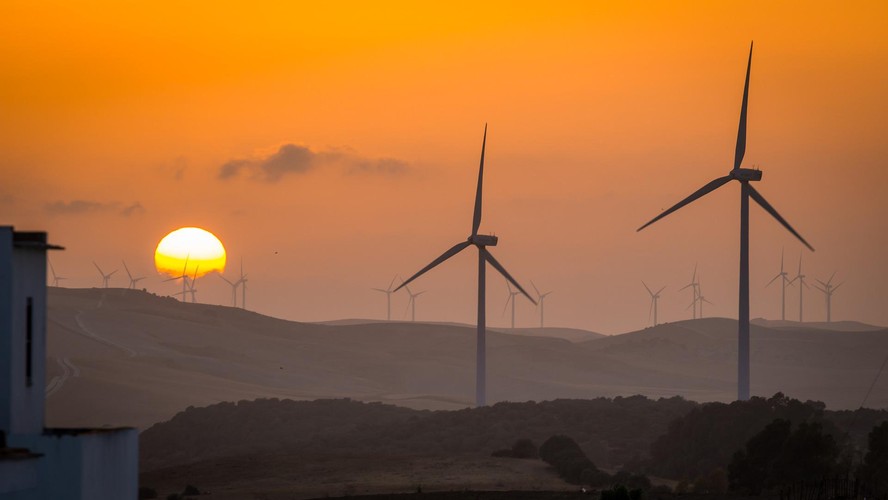 Transição energética: renováveis atraem mais investimentos do que