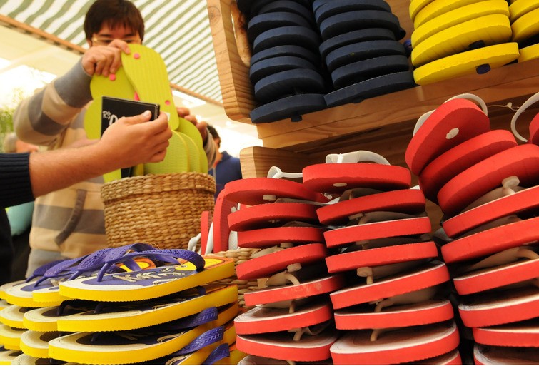 Ações da Alpargatas fecham em alta de 0,63% após BofA elevar preço-alvo