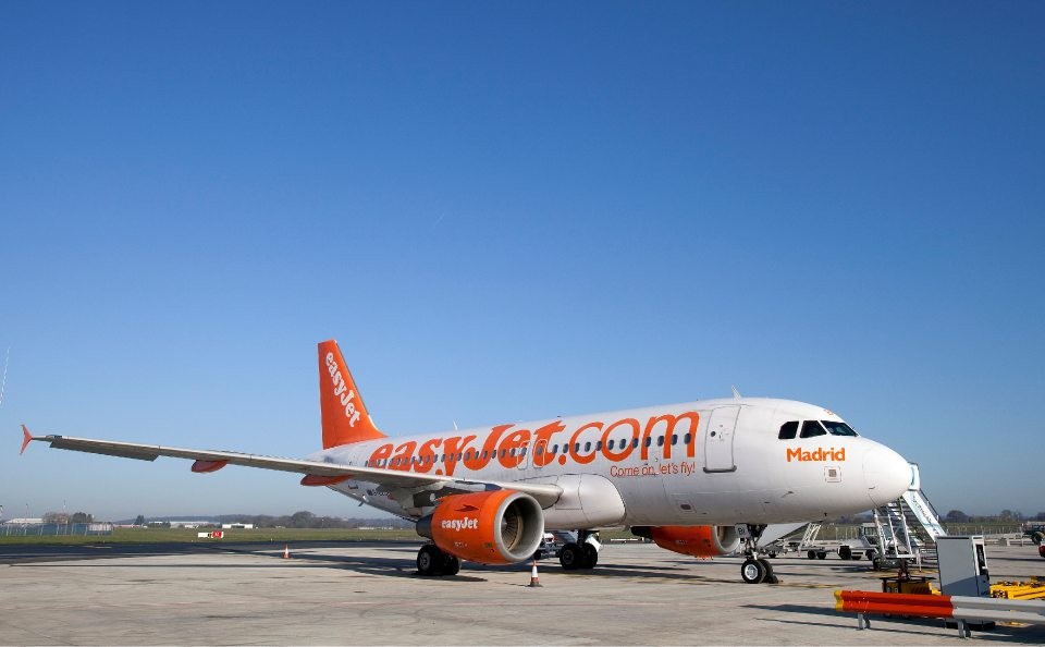 Aquisição da EasyJet pela Apollo enfrenta resistência de sindicatos - Foto