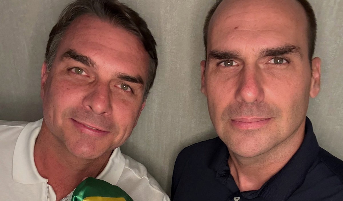 Entenda: Vácuo deixado por Flávio acirra disputa por liderança da direita