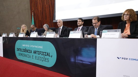 Alexandre de Moraes cobra união internacional para regulamentar big techs