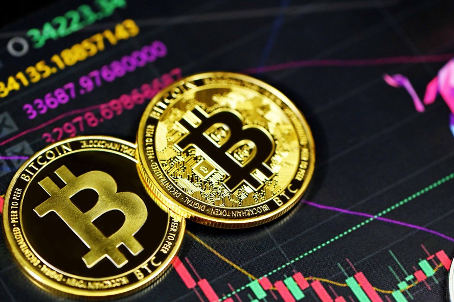 Bitcoin e gráfico
