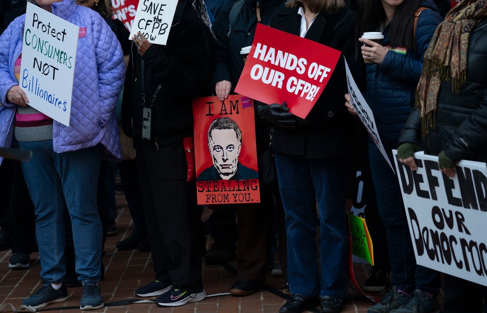 Pasta de Musk causou até agora mais caos do que eficiência a serviços nos EUA — Foto: Stefani Reynolds/Bloomberg