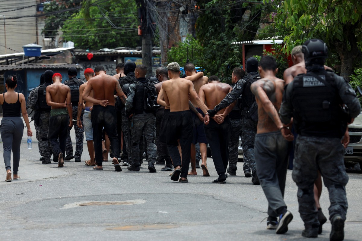 Governo Federal deve liderar combate ao crime no Rio