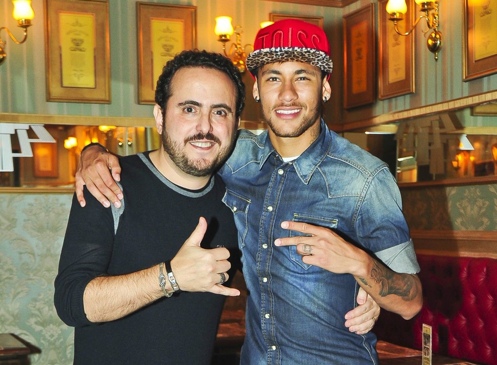 De Neymar a Sérgio Mallandro: como o restaurateur das celebridades cria os  pratos do Paris 6, Eu 