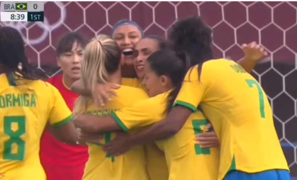 Em estreia na Olimpíada, futebol feminino do Brasil goleia China