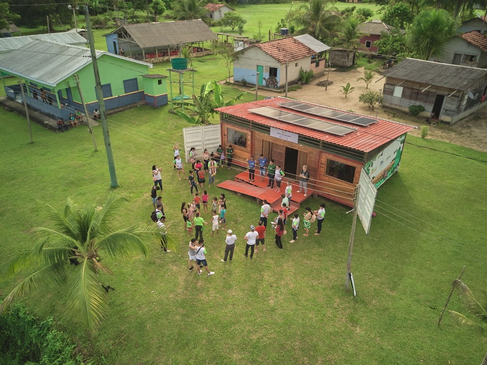 Denominado Solar Community Hub, projeto leva, desde 2021, energia e internet gratuitas para comunidade ribeirinha de Boa Esperança (AM) — Foto: Divulgação