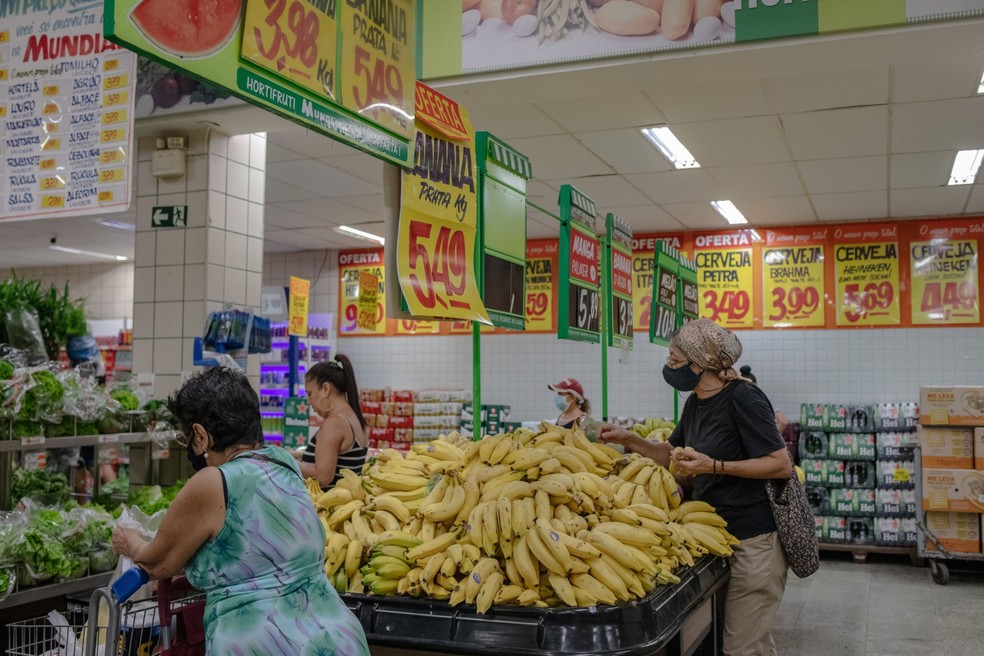Com preços de alimentos em alta, inflação acelera para mais pobres em janeiro | Brasil | Valor Econômico