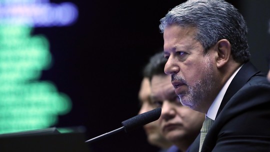 Lira cobra 'movimento' de Lula por articulação e vê Câmara pouco representada em governo