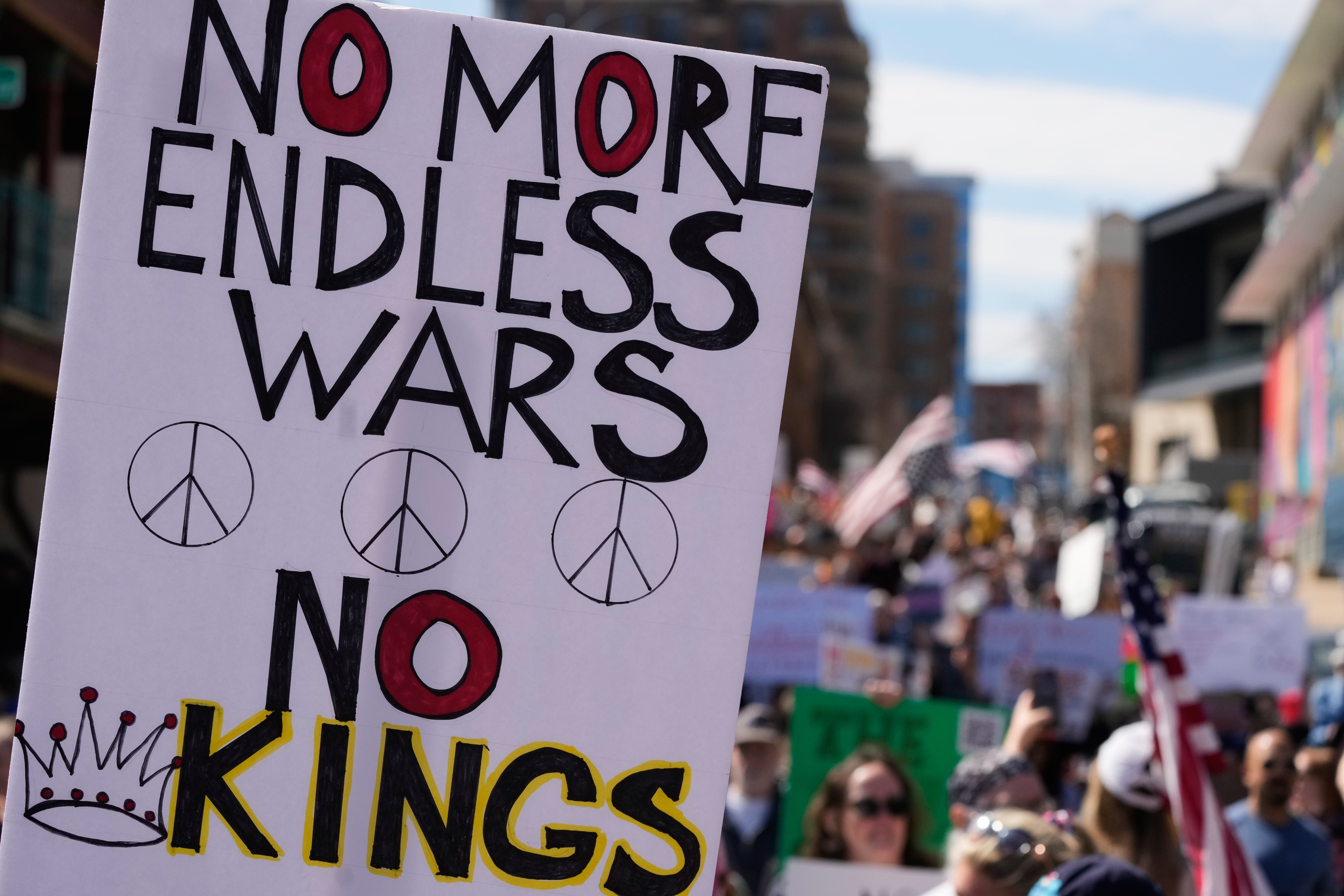 Protestos contra o governo Trump se espalham pelos EUA e Europa