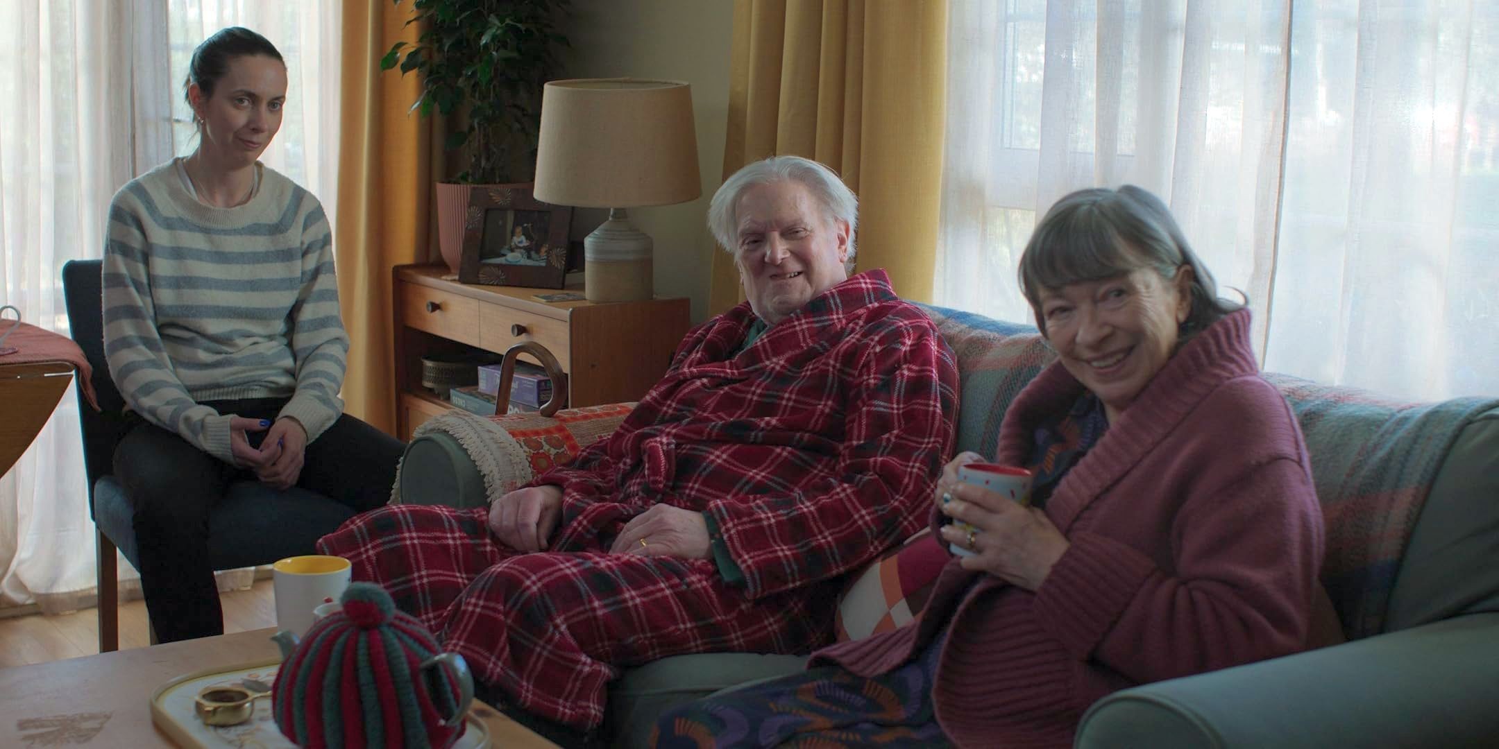 Na etapa final de sua carreira, diretor Mike Leigh conta como surgem as ideias para seus filmes - QTU Questões do Universo