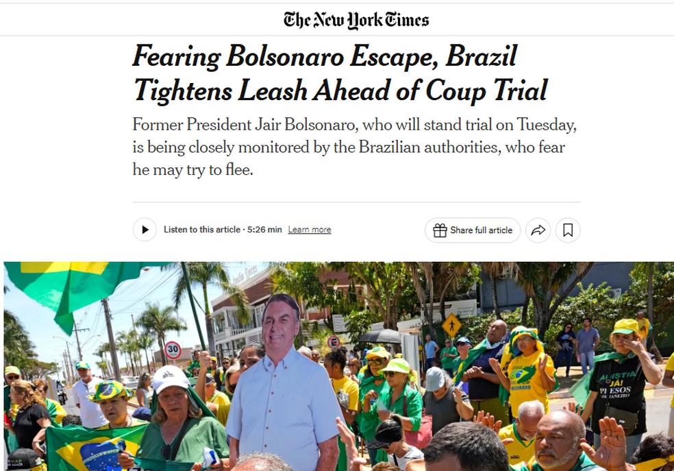 Reportagem do jornal The New York Times sobre o julgamento de Jair Bolsonaro sobre tentativa de golpe — Foto: Reprodução/The New York Times