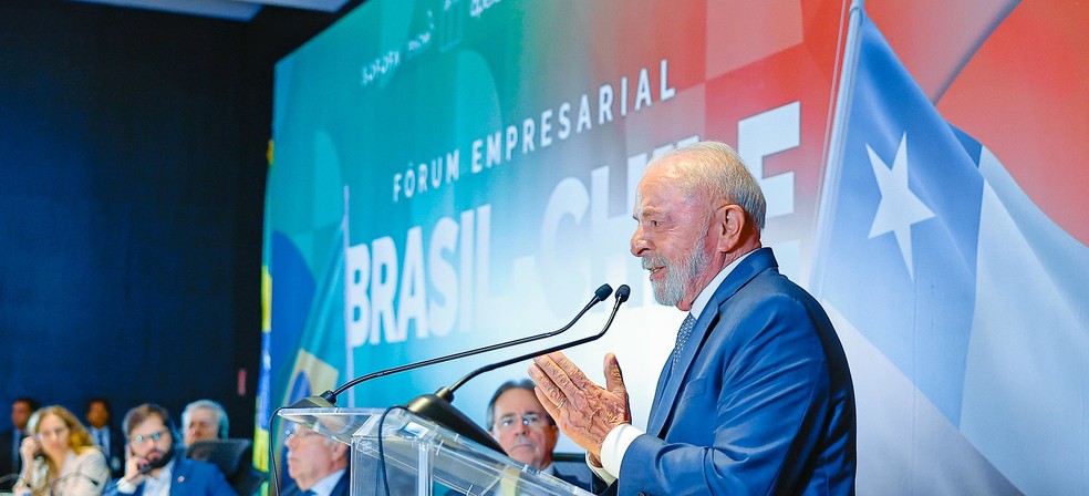 Presidente da República, Luiz Inácio Lula da Silva, discursa no Fórum Empresarial Brasil-Chile, no auditório da Confederação Nacional da Indústria (CNI) em Brasília — Foto: Ricardo Stuckert/PR