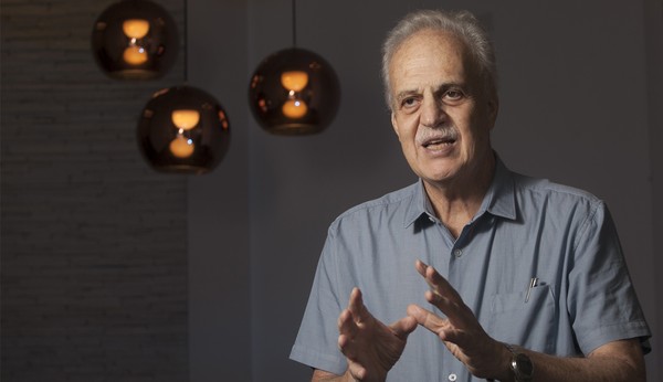 Nobre: “Eventos assim sempre existiram no planeta, mas não nesta frequência, com estes extremos e com quebra de recordes. Isso é o que a ciência mostra com toda a clareza: é o aquecimento global” — Foto: Carol Carquejeiro/Valor