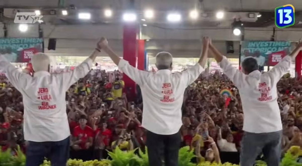 Lula e Jaques Wagner se encontram na convenção da Bahia