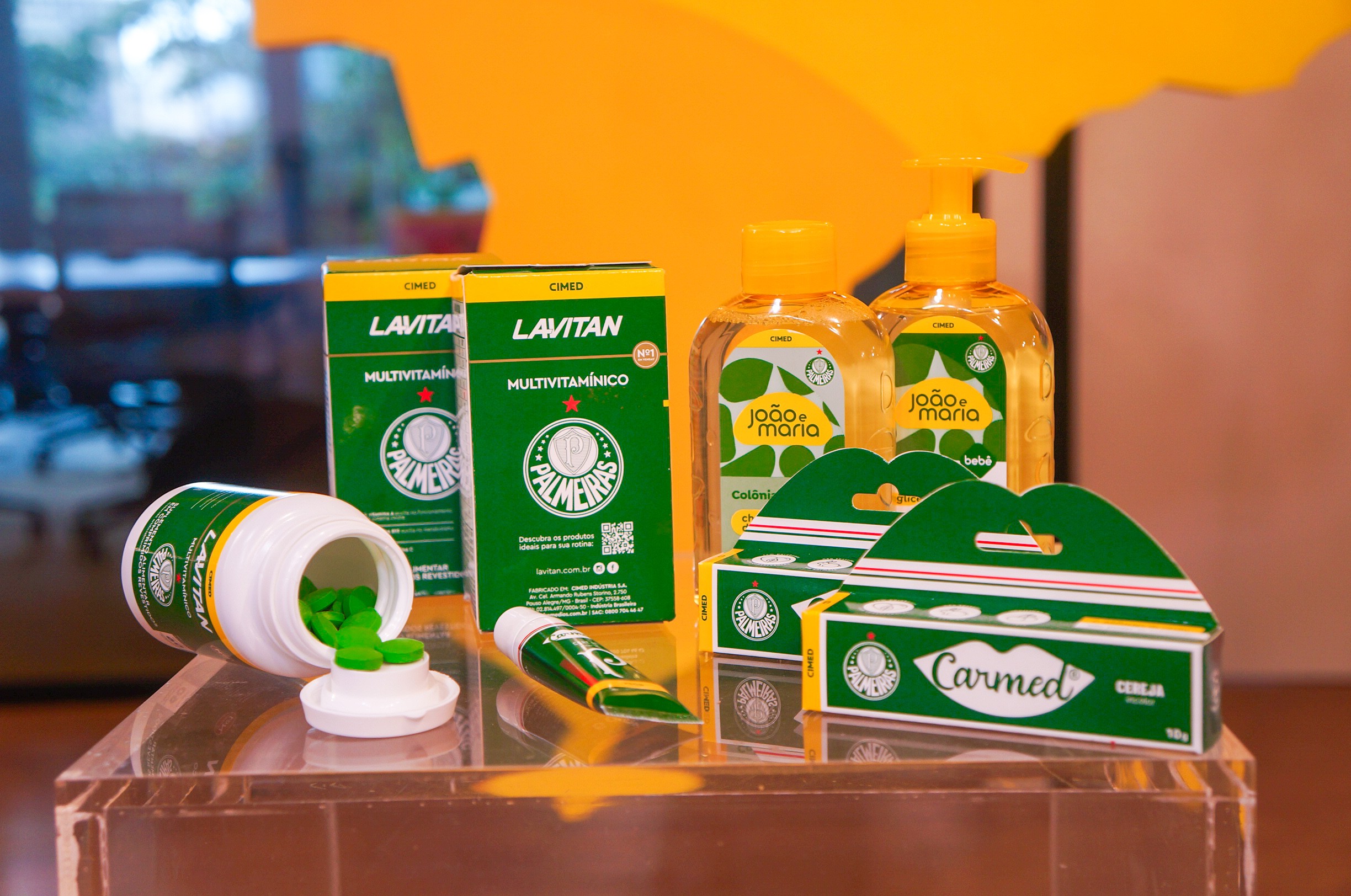 Cimed lança linha de produtos com marca do Palmeiras