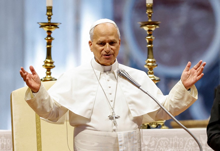 O Papa Leão XIII discursa durante uma audiência geral semanal na Basílica de São Pedro, no Vaticano, em 5 de agosto de 2026