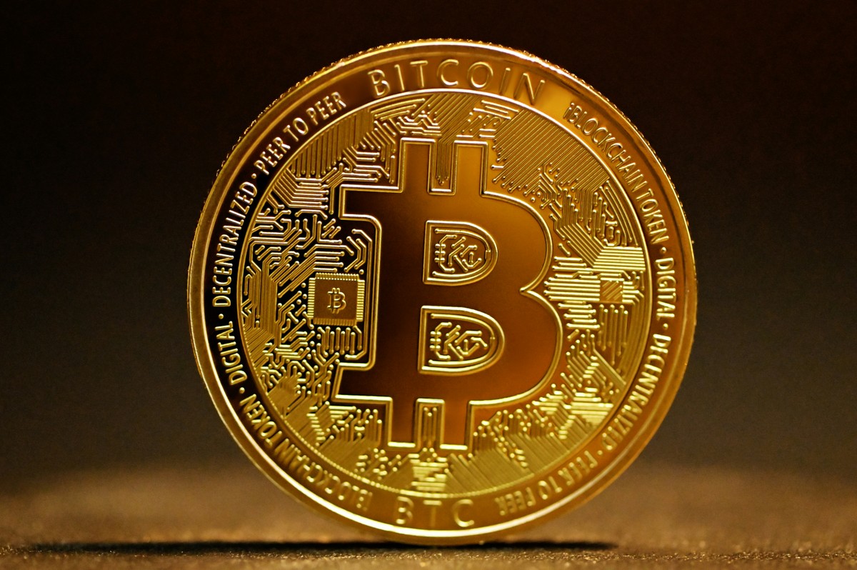 Bitcoin atinge 20 milhões minerados 🚀