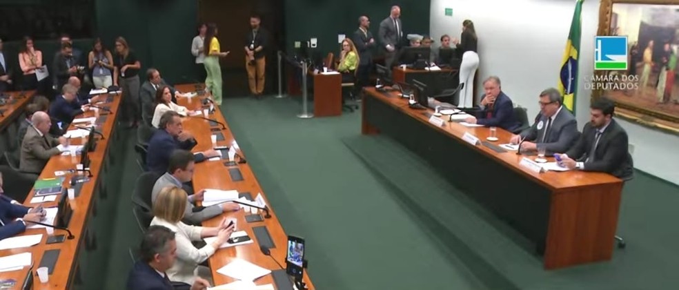 Sabatina de candidatos à vaga de ministro do TCU na Câmara dos Deputados.