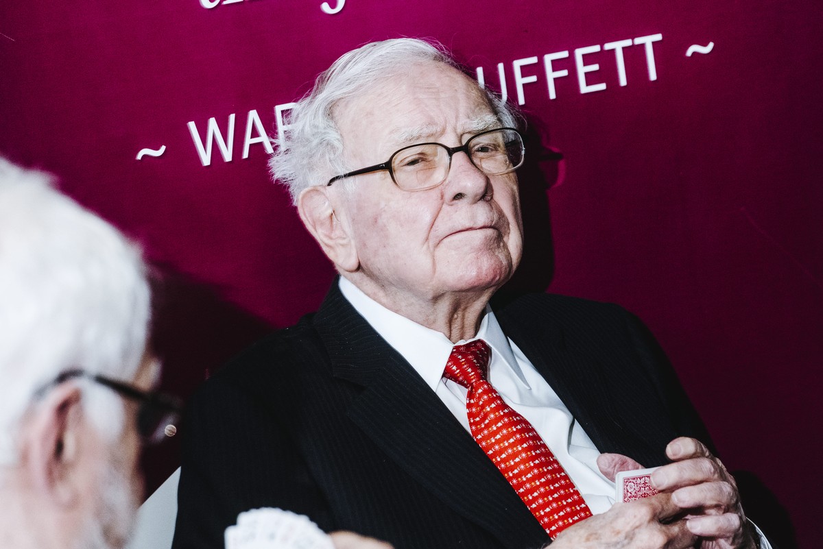 Warren Buffett deixa legado climático complexo para sucessor